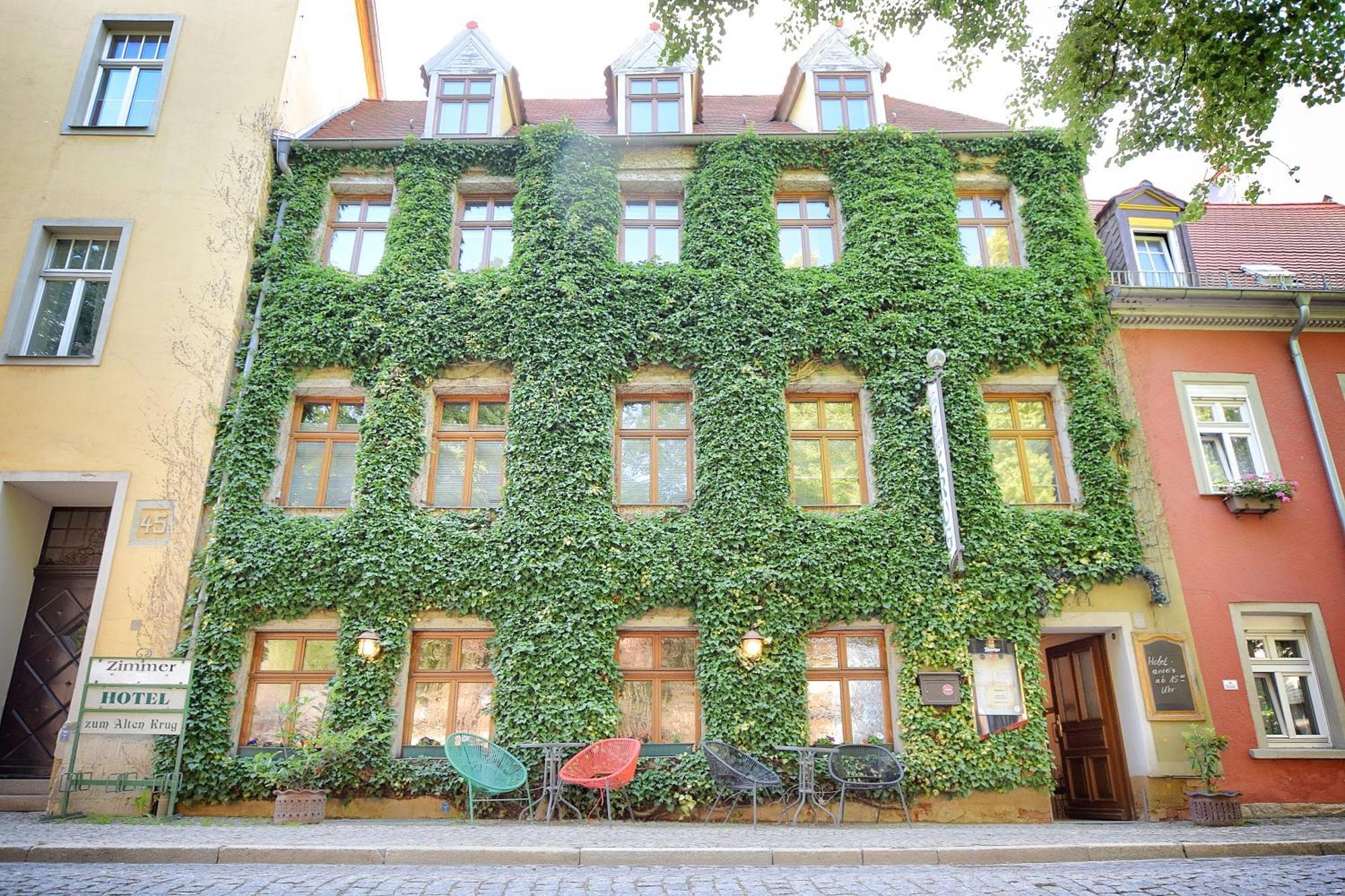 Zum Alten Krug Наумбург Экстерьер фото